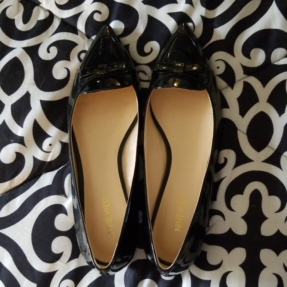 Shoes/Flats